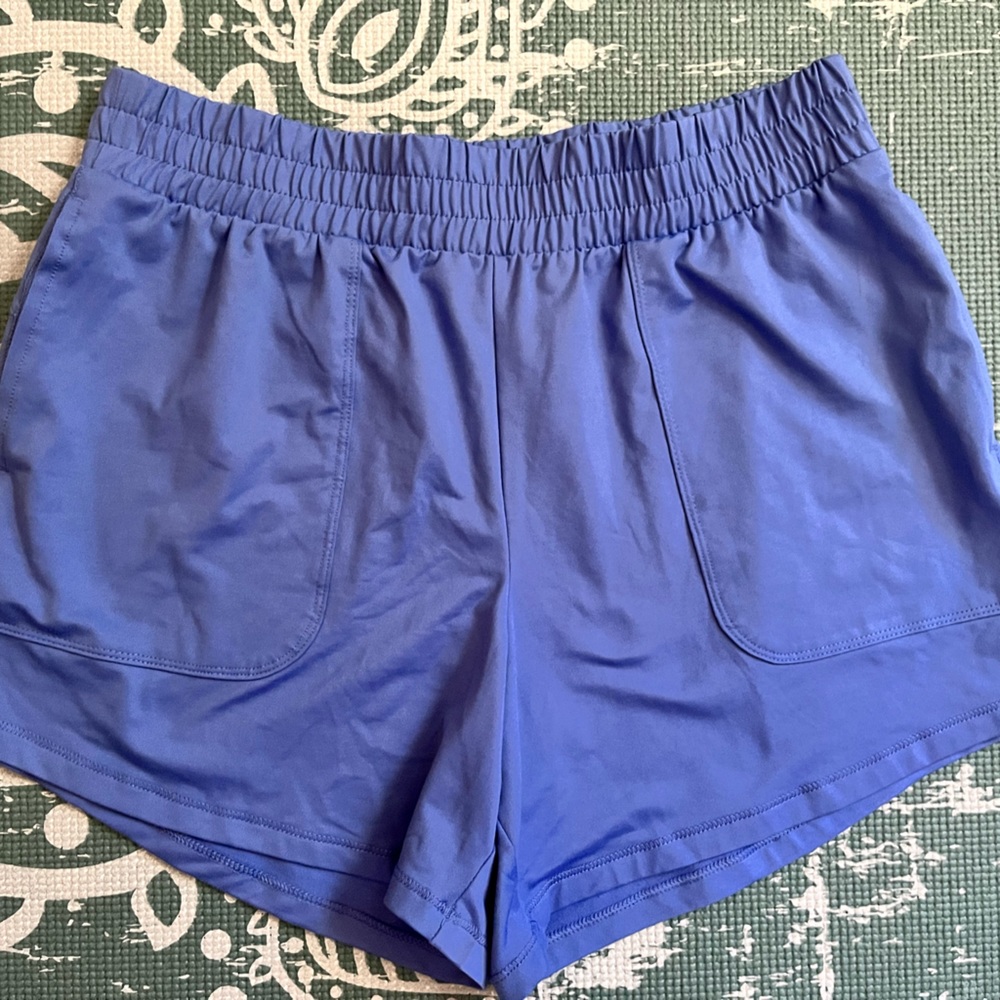 sports shorts brand all in motion